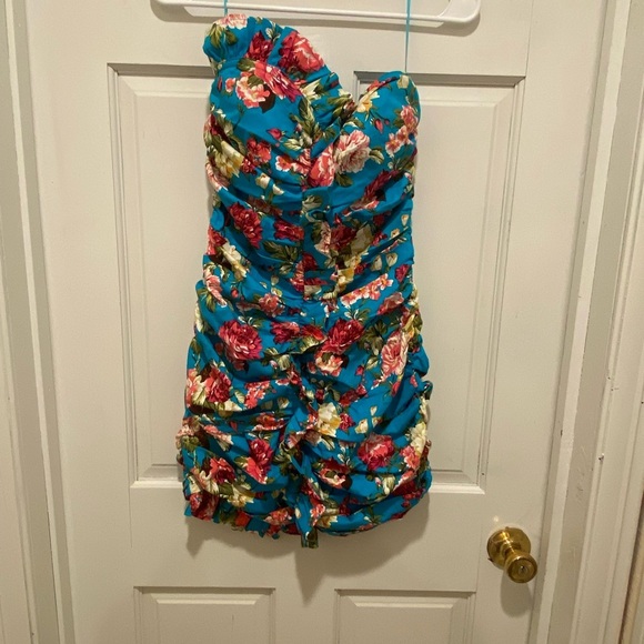 👩❤️👨Mable Blue Ruched Sweetheart Bodycon Mini Dress - Picture 3 of 7